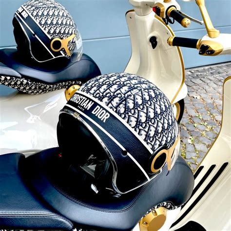 dior scooter helm|vespa christian dior 946.